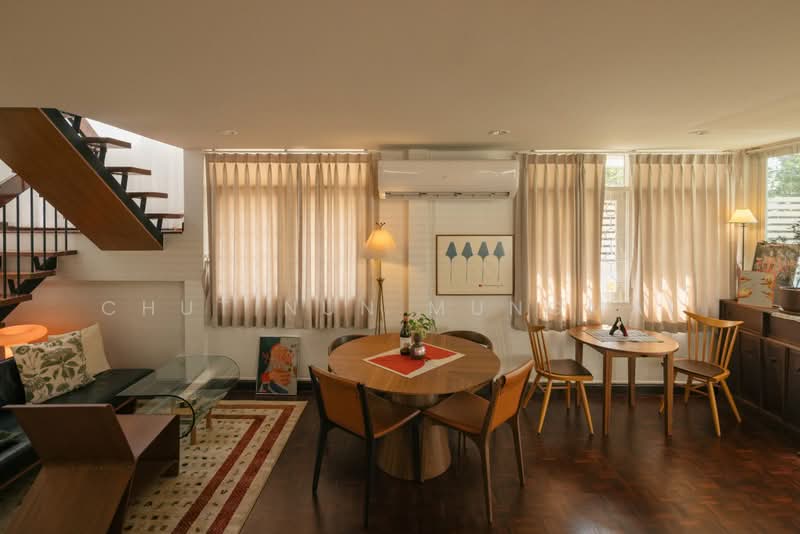 Business Takeover: Fully Renovated 2-Story Mid-Century Detached House in Ekkamai, กรุงเทพ, คลองตันเหนือ, วัฒนา, กรุงเทพ, 150 ตร.ม., พื้นที่ขายของ ขาย, โดย Chutinun Mungmai, 500407519 - DDproperty.com