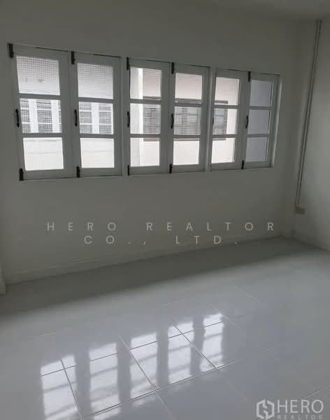 For Rent 4-Storey Townhouse near BTS Phra Khanong HRE01018, กรุงเทพ, พระโขนงเหนือ, วัฒนา, กรุงเทพ, 350 ตร.ม., ทาวน์เฮ้าส์ ให้เช่า, โดย Hero Realtor Co., Ltd., 500407524 - DDproperty.com