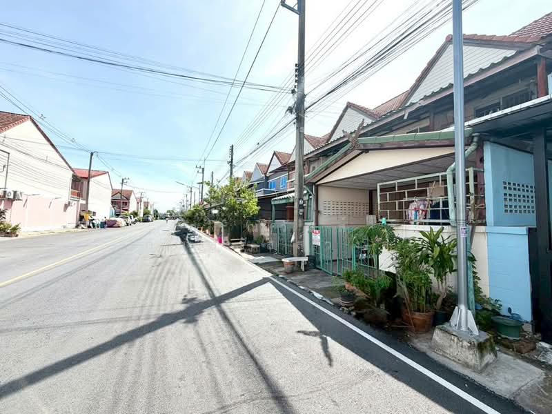 ขาย ทาวน์เฮ้าส์ หมู่บ้าน แดนทอง วิลเลจ สามโคก, Pathum Thani, Bang Pho Nua, Sam Khok, Pathum Thani, 3 Bedrooms, 90 sqm, Townhouse For Sale, by กรณวัสส์ กัณฑวัสส์วงส์, 500407526 - DDproperty.com