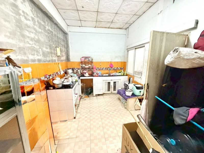 ขาย ทาวน์เฮ้าส์ หมู่บ้าน แดนทอง วิลเลจ สามโคก, Pathum Thani, Bang Pho Nua, Sam Khok, Pathum Thani, 3 Bedrooms, 90 sqm, Townhouse For Sale, by กรณวัสส์ กัณฑวัสส์วงส์, 500407526 - DDproperty.com