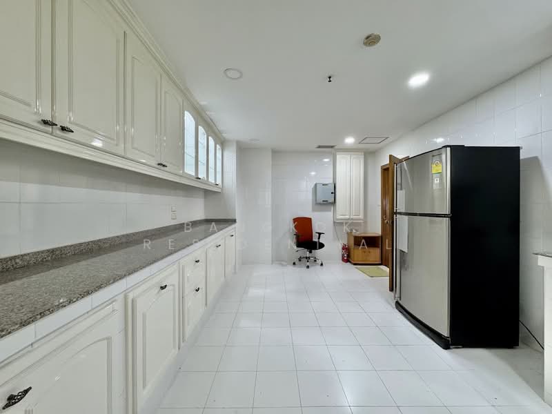 Tower Park, Bangkok, 88 Soi Sukhumvit 3, Sukhumvit Road, Khlongtoei Nua, Watthana, Bangkok, 3 Bedrooms, 275 sqm, Condo For Sale, by Bangkok Residential, 500407527 - DDproperty.com
