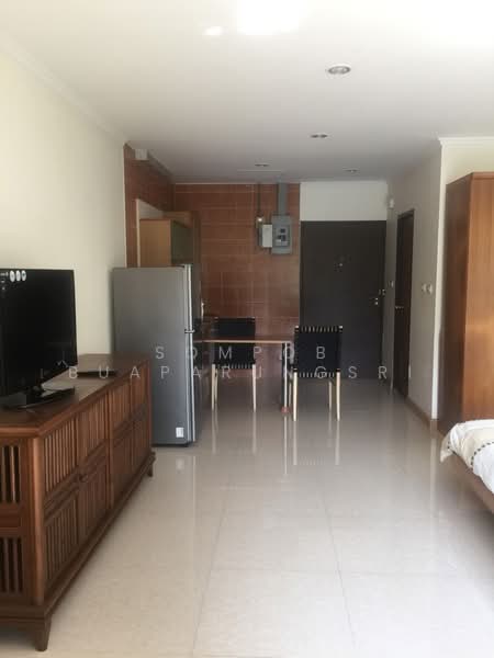 Sathorn Gardens, Bangkok, 39 South Sathorn Road, Thung Maha Mek, Sathon, Bangkok, Studio, 45 sqm, Condo For Rent, by Sompob Buaparungsri, 500407597 - DDproperty.com