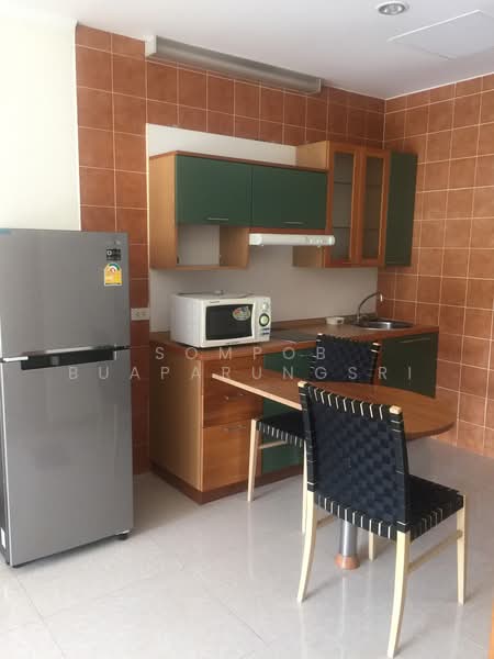 Sathorn Gardens, Bangkok, 39 South Sathorn Road, Thung Maha Mek, Sathon, Bangkok, Studio, 45 sqm, Condo For Rent, by Sompob Buaparungsri, 500407597 - DDproperty.com