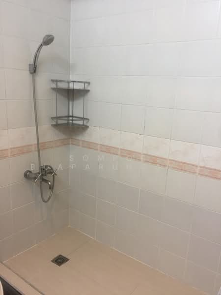 Sathorn Gardens, Bangkok, 39 South Sathorn Road, Thung Maha Mek, Sathon, Bangkok, Studio, 45 sqm, Condo For Rent, by Sompob Buaparungsri, 500407597 - DDproperty.com