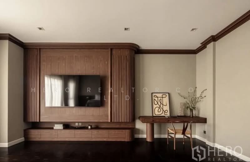 Grand Bangkok Boulevard Krungthepkritha, Bangkok, Srinakarin-Romklao Road, Khlong Sam Prawet, Lat Krabang, Bangkok, 4 Bedrooms, 447 sqm, Single Detached House For Rent, by Hero Realtor Co., Ltd., 500407601 - DDproperty.com