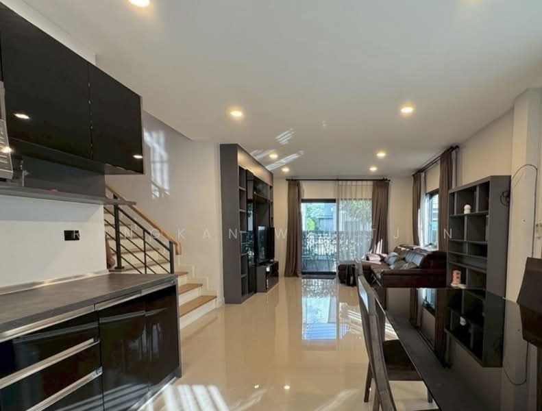 Centro Wongwaen-Chatuchot, Bangkok, Soi Wongsakon 1, Kanchanaphisek parallel Road, Sam Wa Tawan Tok, Khlong Sam Wa, Bangkok, 3 Bedrooms, 175 sqm, Single Detached House For Sale, by Rungkan Wijitjun, 500407621 - DDproperty.com