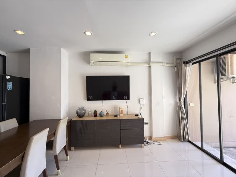 Haus Niche Cheangwattana - Tiwanon, Nonthaburi, Pak Kret, Nonthaburi, 2 Bedrooms, 180 sqm, Townhouse For Rent, by บริษัท เอชแอล แอสเซท จำกัด, 500407672 - DDproperty.com