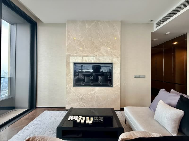 The Esse Sukhumvit 36, Bangkok, Soi Sukhumvit 36, Sukhumvit Road, Phra Kanong, Khlong Toei, Bangkok, 3 Bedrooms, 124 sqm, Condo For Sale, by Bangkok Residential, 500407673 - DDproperty.com