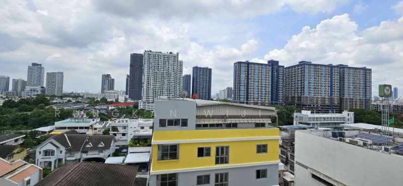 Lumpini Ville Sukhumvit 77, Bangkok, Sukhumvit 77 Road, Suan Luang, Bangkok, 2 Bedrooms, 45 sqm, Condo For Sale, by Rungkan Wijitjun, 500407688 - DDproperty.com