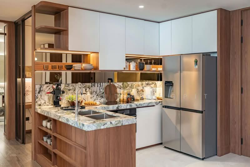 ROMM Convent, Bangkok, 42 Convent Road, Silom, Bang Rak, Bangkok, 3 Bedrooms, 182 sqm, Condo For Sale, by Thanakit Pongpit, 500407702 - DDproperty.com