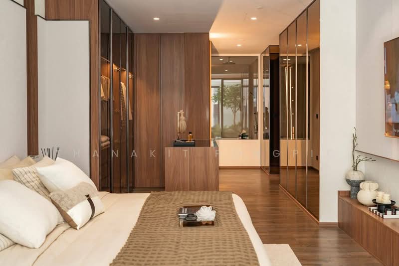 ROMM Convent, Bangkok, 42 Convent Road, Silom, Bang Rak, Bangkok, 3 Bedrooms, 182 sqm, Condo For Sale, by Thanakit Pongpit, 500407702 - DDproperty.com