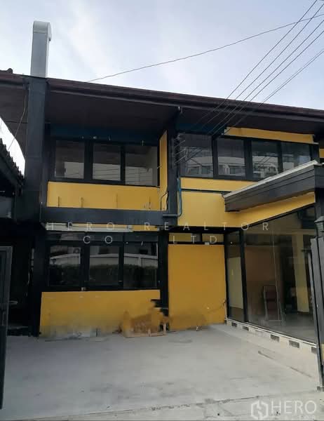 For rent House for commercial BTS Ekkamai Bangkok HRE01022, Bangkok, สุขุมวิท, Khlong Tan Nua, Watthana, Bangkok, , 250 sqm, Retail Space For Rent, by Hero Realtor Co., Ltd., 500407713 - DDproperty.com