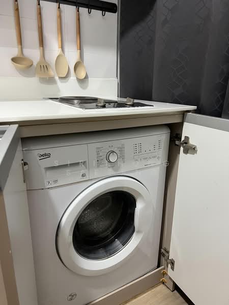 IDEO Q Chula - Samyan, Bangkok, 660-662 Rama 4 Road, Maha Phrutharam, Bang Rak, Bangkok, Studio, 25 sqm, Condo For Rent, by Sirithong Saetang, 500407740 - DDproperty.com