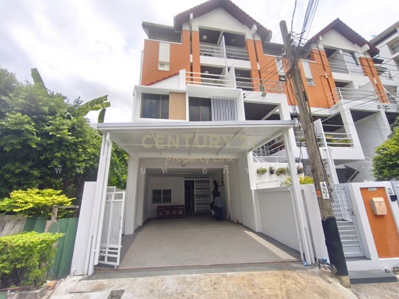 ทาวน์โฮม 4 ชั้น อินทามระ 47 (เชื่อมรัชดา 17), Bangkok, Din Daeng, Bangkok, 5 Bedrooms, 300 sqm, Townhouse For Sale, by Pattanan Apirayothin, 500407742 - DDproperty.com
