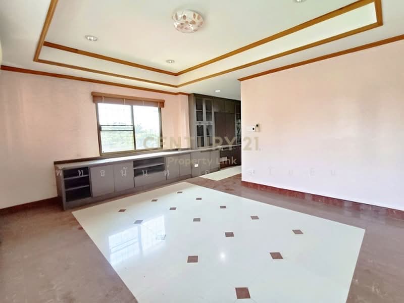 ทาวน์โฮม 4 ชั้น อินทามระ 47 (เชื่อมรัชดา 17), Bangkok, Din Daeng, Bangkok, 5 Bedrooms, 300 sqm, Townhouse For Sale, by Pattanan Apirayothin, 500407742 - DDproperty.com
