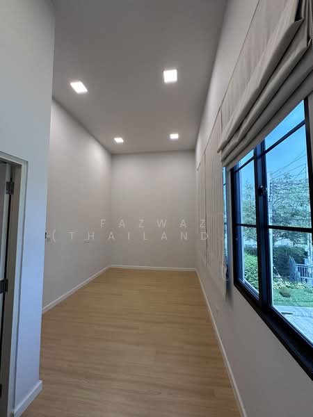 Siri Place Pattanakarn, Bangkok, 207 Soi Chaloem Prakiat Rama 9, Dok Mai, Prawet, Bangkok, 4 Bedrooms, 118 sqm, Townhouse For Sale, by Fazwaz (Thailand) Co., Ltd., 500407747 - DDproperty.com