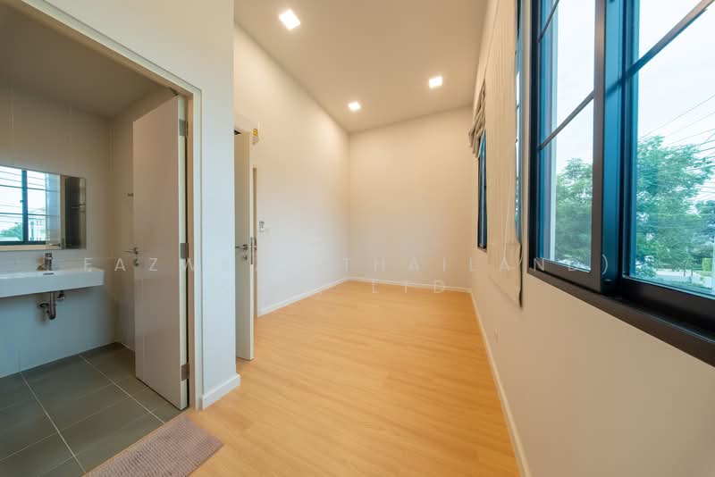 Siri Place Pattanakarn, Bangkok, 207 Soi Chaloem Prakiat Rama 9, Dok Mai, Prawet, Bangkok, 4 Bedrooms, 118 sqm, Townhouse For Sale, by Fazwaz (Thailand) Co., Ltd., 500407747 - DDproperty.com
