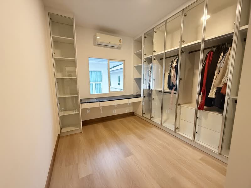 Casa Ville Donmuang-Songprapa, Bangkok, Songprapa Road, Si Khan, Don Mueang, Bangkok, 4 Bedrooms, 161 sqm, Single Detached House For Rent, by Parinthida Sawuddisopakaykul, 500407750 - DDproperty.com