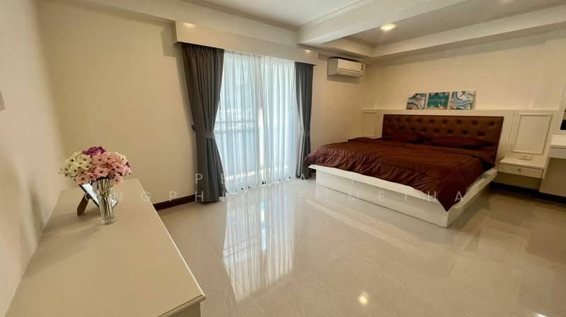 M Towers, Bangkok, Soi Sukhumvit 35, Khlong Tan Nua, Watthana, Bangkok, 1 Bedroom, 70 sqm, Apartment For Rent, by Pensasi Ongphichetmetha, 500407751 - DDproperty.com