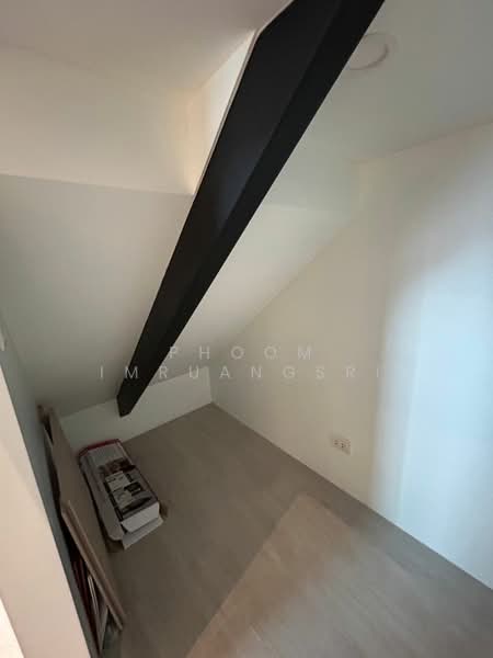 The Lofts Silom, Bangkok, Pramuan Road, Silom, Bang Rak, Bangkok, 1 Bedroom, 52 sqm, Condo For Rent, by Phoom Imruangsri, 500407821 - DDproperty.com