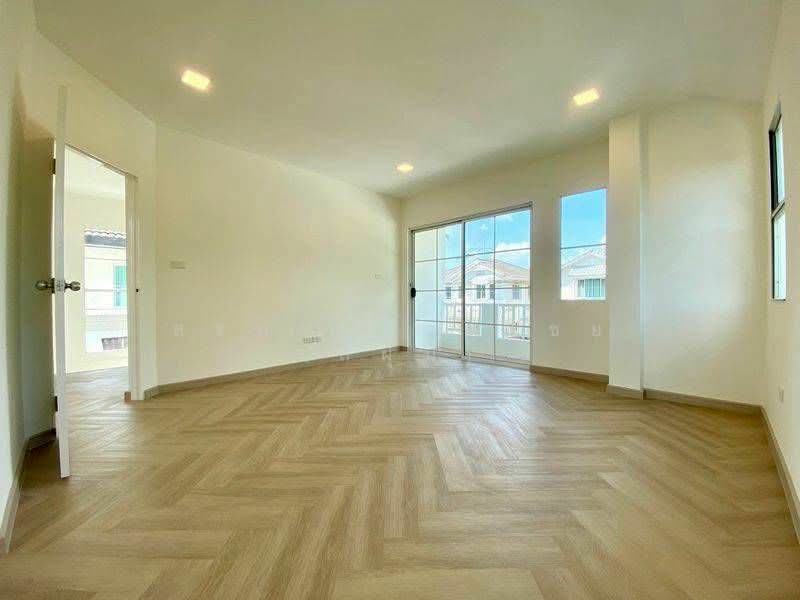 ChaiyaPruk Rangsit-Klong 4, Pathum Thani, Soi 16, Bang Yitho, Thanyaburi, Pathum Thani, 3 Bedrooms, 250 sqm, Single Detached House For Sale, by สรภพ ยอดไชย (สีฝุ่น), 500407829 - DDproperty.com