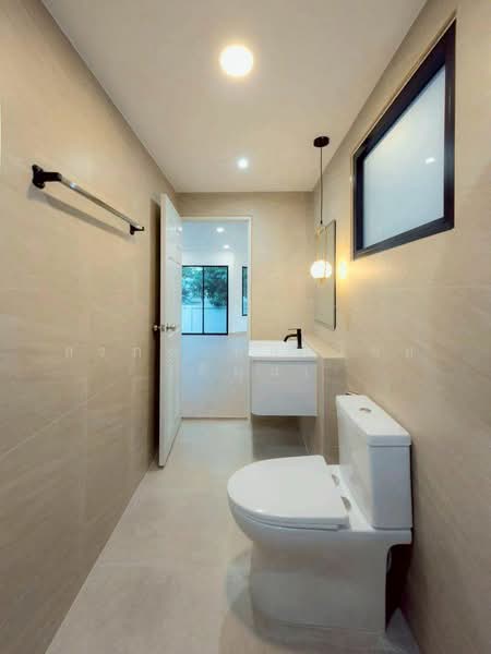 Mantana Pinklao-Rama 5, Nonthaburi, Nakhon In Road, Bang Khun Kong, Bang Kruai, Nonthaburi, 3 Bedrooms, 171 sqm, Single Detached House For Sale, by สรภพ ยอดไชย (สีฝุ่น), 500407840 - DDproperty.com