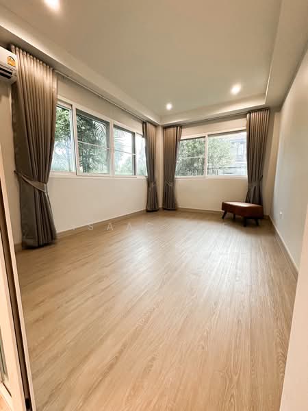 Burasiri San Phi Suea, Chiang Mai, Rob Mueang Chiang Mai Road, San Phi Sua, Muang Chiang Mai, Chiang Mai, 4 Bedrooms, 170 sqm, Single Detached House For Rent, by ISAAC WEE, 500407845 - DDproperty.com