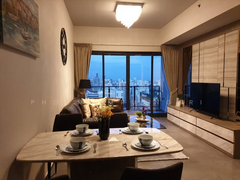 The Lofts Asoke, Bangkok, Sukhumvit 21 Road, Khlongtoei Nua, Watthana, Bangkok, 2 Bedrooms, 70 sqm, Condo For Rent, by Phoom Imruangsri, 500407851 - DDproperty.com
