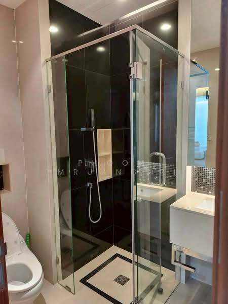 The Address Sukhumvit 28, Bangkok, 1 Soi Sukhumvit 28, Khong Tan, Khlong Toei, Bangkok, 2 Bedrooms, 67 sqm, Condo For Rent, by Phoom Imruangsri, 500407869 - DDproperty.com