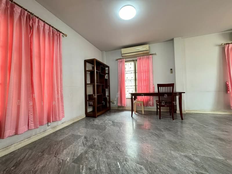 Baan Lalin In The Park Watcharapol-Paholyothin, Bangkok, Rattanagosin Road, Khlong Tanon, Sai Mai, Bangkok, 3 Bedrooms, 200 sqm, Single Detached House For Sale, by คุณน้ำตาล, 500407881 - DDproperty.com