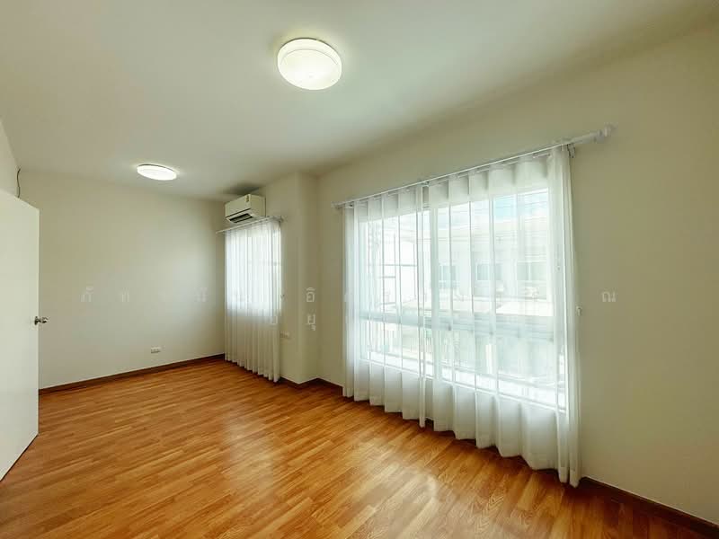 J Town Exclusive Rangsit - Klong 1, Pathum Thani, Rangsit-Nakhon Nayok Canal Road, Prachathipat, Thanyaburi, Pathum Thani, 4 Bedrooms, 71 sqm, Townhouse For Sale, by ภัทรนัน อิศรางกูร ณ อยุธยา, 500407884 - DDproperty.com