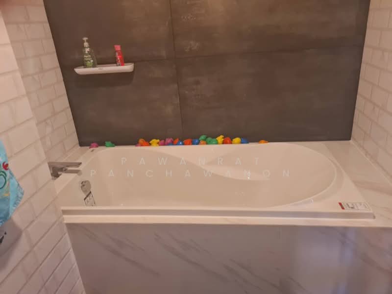 The Unique Ekamai-Ramintra, Bangkok, Soi Ladprao 87 Yak 30, Khlong Chaokhun Sing, Wang Thonglang, Bangkok, 2 Bedrooms, 79 sqm, Condo For Rent, by Pawanrat Panchawanon, 500407974 - DDproperty.com