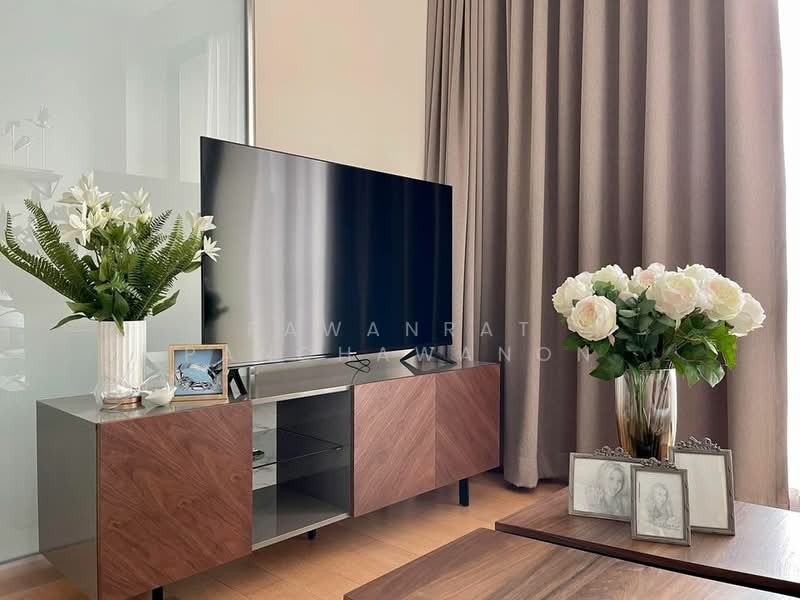 Equinox Phahol Vibha, Bangkok, 345 Paholyothin Road, Jom Phon, Chatuchak, Bangkok, 1 Bedroom, 40 sqm, Condo For Rent, by Pawanrat Panchawanon, 500407977 - DDproperty.com