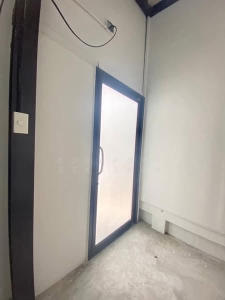 สำนักงาน5 ชั้น ใกล้เซ็นทรัลนอร์ทวิลล์, Nonthaburi, Bang Kra So, Muang Nonthaburi, Nonthaburi, , 400 sqm, Office Space For Sale, by Supaporn Sekajarn, 500407997 - DDproperty.com