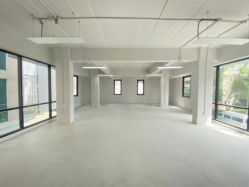 สำนักงาน5 ชั้น ใกล้เซ็นทรัลนอร์ทวิลล์, Nonthaburi, Bang Kra So, Muang Nonthaburi, Nonthaburi, , 400 sqm, Office Space For Sale, by Supaporn Sekajarn, 500407997 - DDproperty.com