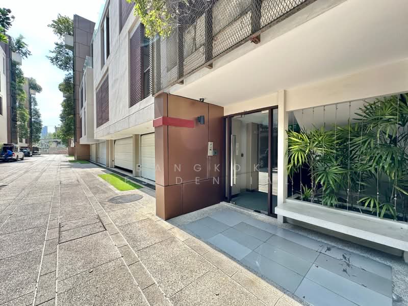 Baan Lux Sathon, Bangkok, Soi Meksawat, Chong Nonsi, Yan Nawa, Bangkok, 3 Bedrooms, 340 sqm, Condo For Sale, by Bangkok Residential, 500407998 - DDproperty.com