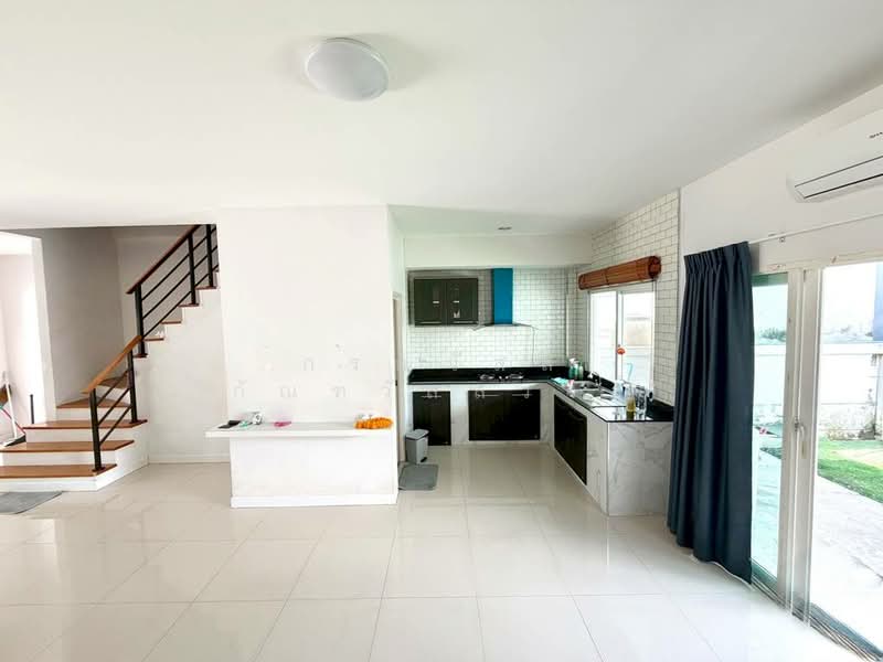 ขาย ทาวน์เฮ้าส์ โครงการ แกรนด์วิลล์ ปทุมธานี-สายใน, Pathum Thani, Ban Zhang, Muang Pathum Thani, Pathum Thani, 3 Bedrooms, 90 sqm, Townhouse For Sale, by กรณวัสส์ กัณฑวัสส์วงส์, 500408008 - DDproperty.com