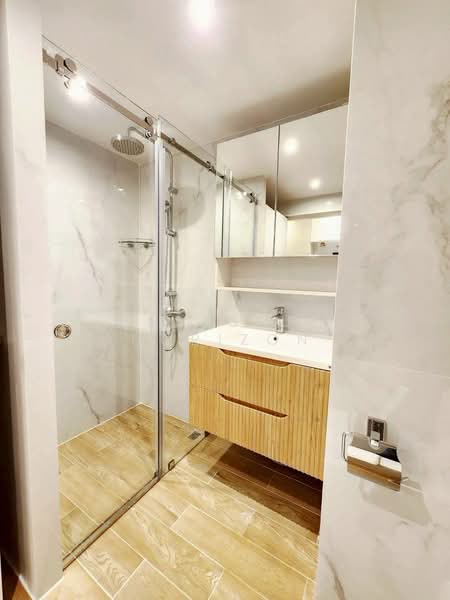 Sukhumvit Suite, Bangkok, 19 Soi Sukhumvit 13, Khlongtoei Nua, Watthana, Bangkok, 1 Bedroom, 40 sqm, Condo For Sale, by Eastblue Horizon, 500408027 - DDproperty.com