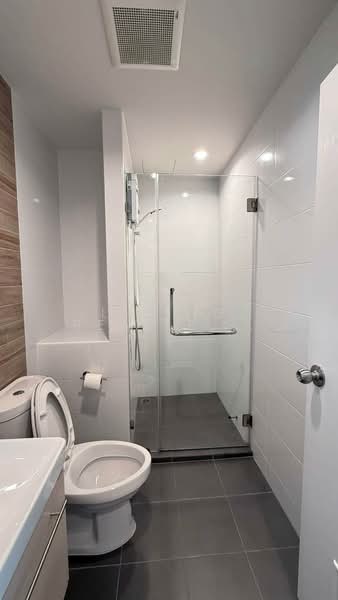 Metro Sky Wutthakat, Bangkok, Thanon Wutthakat, Talat Plu, Thon Buri, Bangkok, 1 Bedroom, 35 sqm, Condo For Rent, by Living Real Estates, 500408037 - DDproperty.com