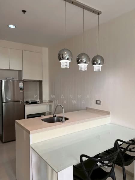 Rhythm Sukhumvit 42, Bangkok, Soi Sukhumvit 42, Sukhumvit Road, Phra Kanong, Khlong Toei, Bangkok, 1 Bedroom, 45 sqm, Condo For Rent, by Pawanrat Panchawanon, 500408046 - DDproperty.com