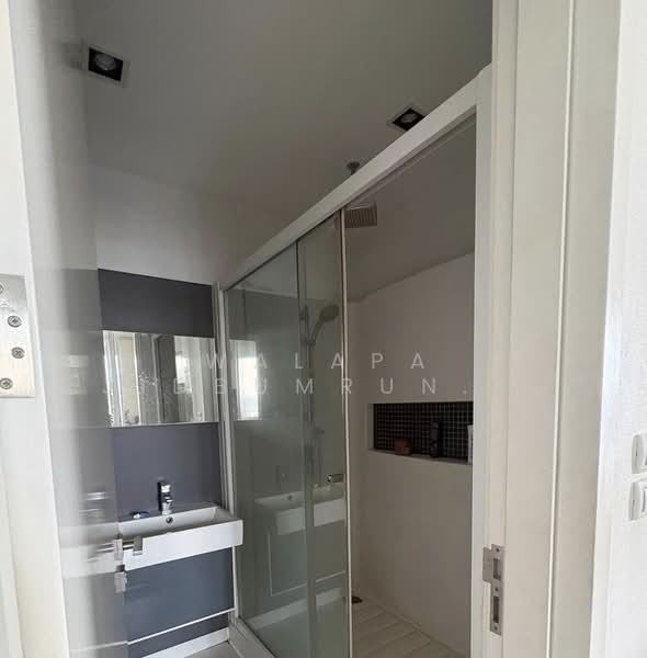 The Room Sukhumvit 62, Bangkok, 2288 Sukhumvit Road, Bang Chak, Phra Khanong, Bangkok, 2 Bedrooms, 75 sqm, Condo For Sale, by Walapa Jidbumrungsakun, 500408048 - DDproperty.com