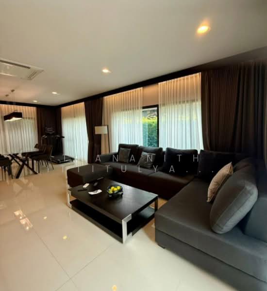 Setthasiri Krungthep Kreetha, Bangkok, Krungthep Kreetha Road, Hua Mak, Bang Kapi, Bangkok, 4 Bedrooms, 328 sqm, Single Detached House For Rent, by Thananith Ittitulyapong, 500408051 - DDproperty.com