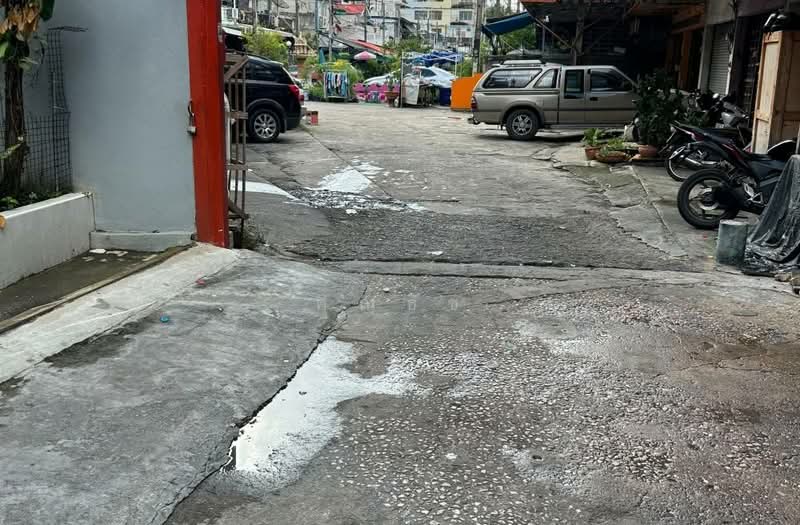 ขายโกดังเก็บสินค้า เข้าได้ 2 ทางซอยติวานนท์ 33 และซอยนนทบุรี 43 จ.นนทบุรี ทำเลดี เดินทางสะดวก, นนทบุรี, ท่าทราย, เมืองนนทบุรี, นนทบุรี, 172 ตร.ม., โกดัง-โรงงาน ขาย, โดย คุณธัช, 500408078 - DDproperty.com