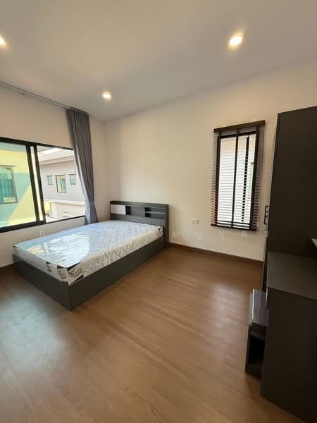 Britania Bangna-Srivaree, Samut Prakan, Village No. 6, Srisa Chorakhe Yai, Bang Sao Thong, Samut Prakan, 4 Bedrooms, 190 sqm, Single Detached House For Rent, by การุณ ชมภูบุตร, 500408084 - DDproperty.com