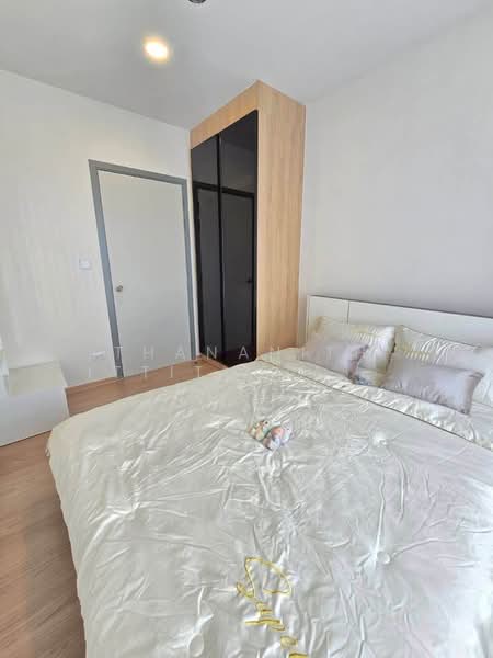 Chewathai Pinklao, Bangkok, Arun Amarin Road, Bang Yi Khan, Bang Phlat, Bangkok, 1 Bedroom, 29 sqm, Condo For Rent, by Thananith Ittitulyapong, 500408102 - DDproperty.com