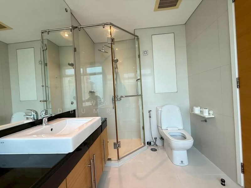 Fullerton Sukhumvit, Bangkok, Sukhumvit Road, Khlong Tan Nua, Watthana, Bangkok, 2 Bedrooms, 105 sqm, Condo For Rent, by Walapa Jidbumrungsakun, 500408126 - DDproperty.com