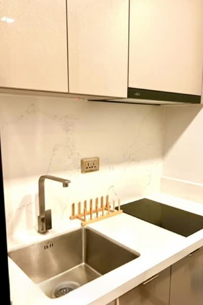 One9Five Asoke-Rama 9, Bangkok, 195 Soi Rama 9 Soi 5, Huai Khwang, Bangkok, 1 Bedroom, 36 sqm, Condo For Rent, by Pawanrat Panchawanon, 500408129 - DDproperty.com