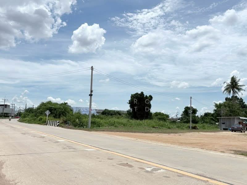 Land for sale in Bueng, Sriracha. Beautiful plot, next to Highway 331, Chon Buri (Pattaya), Bueng, Si Racha, Chon Buri (Pattaya), , 21,200 sqm, Land For Sale, by A House Property Co.,Ltd., 500408135 - DDproperty.com