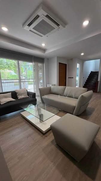 Villa Arcadia Srinakarin : วิลล่า อะคาเดีย ศรีนครินทร์, สมุทรปราการ, ซอย หมู่บ้านวิลล่าอะคาเดียศรีนครินทร์, บางแก้ว, บางพลี, สมุทรปราการ, 220 ตร.ม., บ้านเดี่ยว ให้เช่า, โดย Khun Eve, 500408187 - DDproperty.com