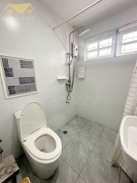 Townhome for rent near Nimmanhaemin, Chiang Mai Rental Price: 25,000 THB/month Property ID: No.1H615, Chiang Mai, Su Thep, Muang Chiang Mai, Chiang Mai, 2 Bedrooms, 110 sqm, Townhouse For Rent, by Baandeedee Chiangmai, 500408204 - DDproperty.com